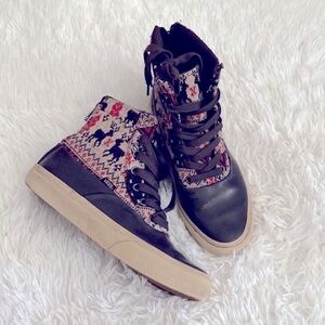 Vans mid top sneakers